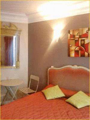 Hotel Le Petit Trianon Paris Quarto foto